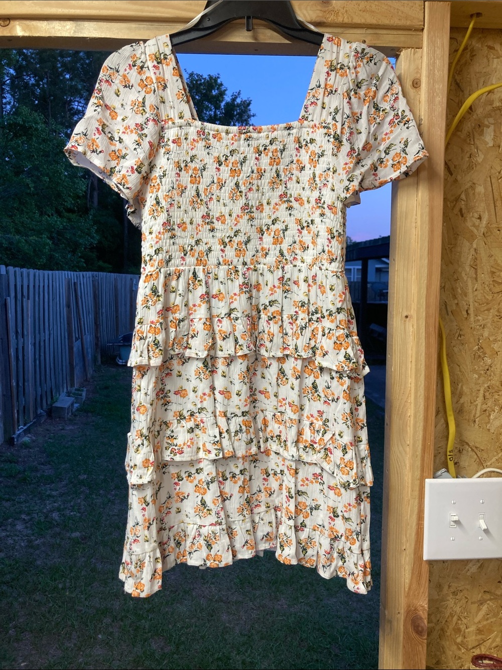 CHELSA & VIOLET/Tiered Smocked Sundress - White with Orange & Green Print